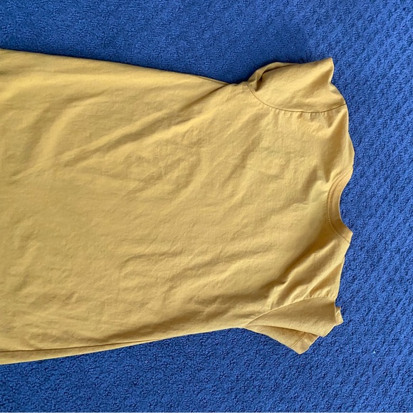 Golden Yellow Jordan tight tee - Picture 2 of 3